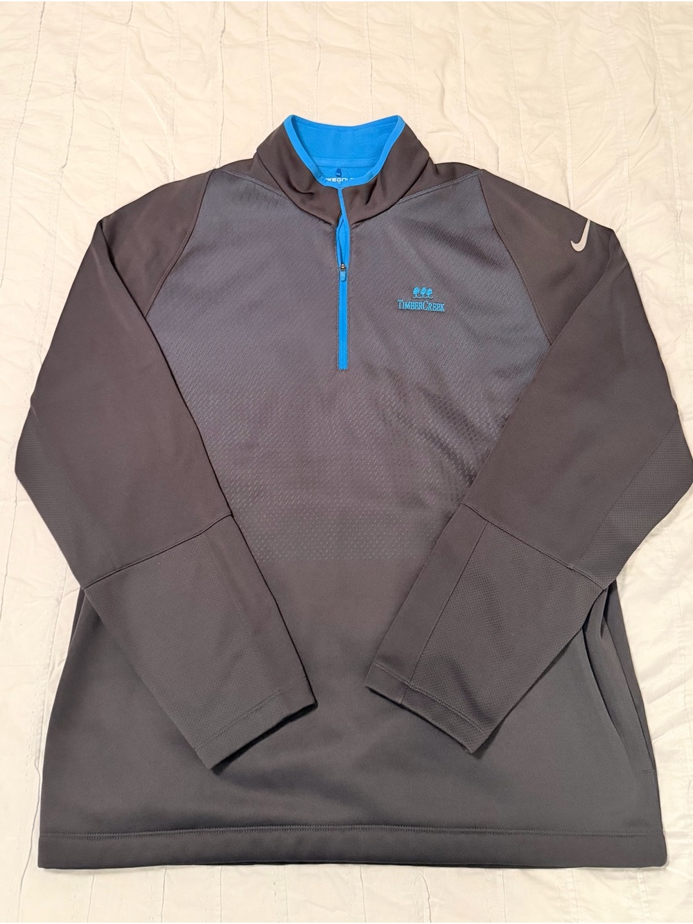 Nike Men’s Charcoal Gray Performance Quarter-Zip with Bright Blue Accents